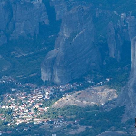 Majestic View Home Just Under Meteora Unesco Site กาลัมปากา ภายนอก รูปภาพ